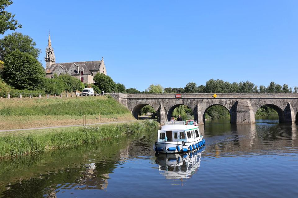 pont-a-bar